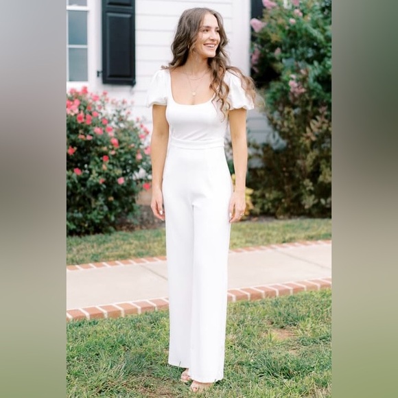 Lulus White Jumpsuit NWT - Picture 6 of 14